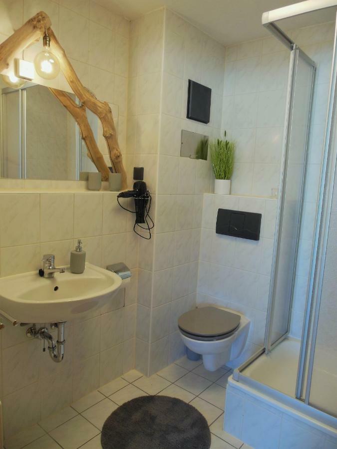 Holzmichel Fewo Mit Balkon Cottbus Exterior photo
